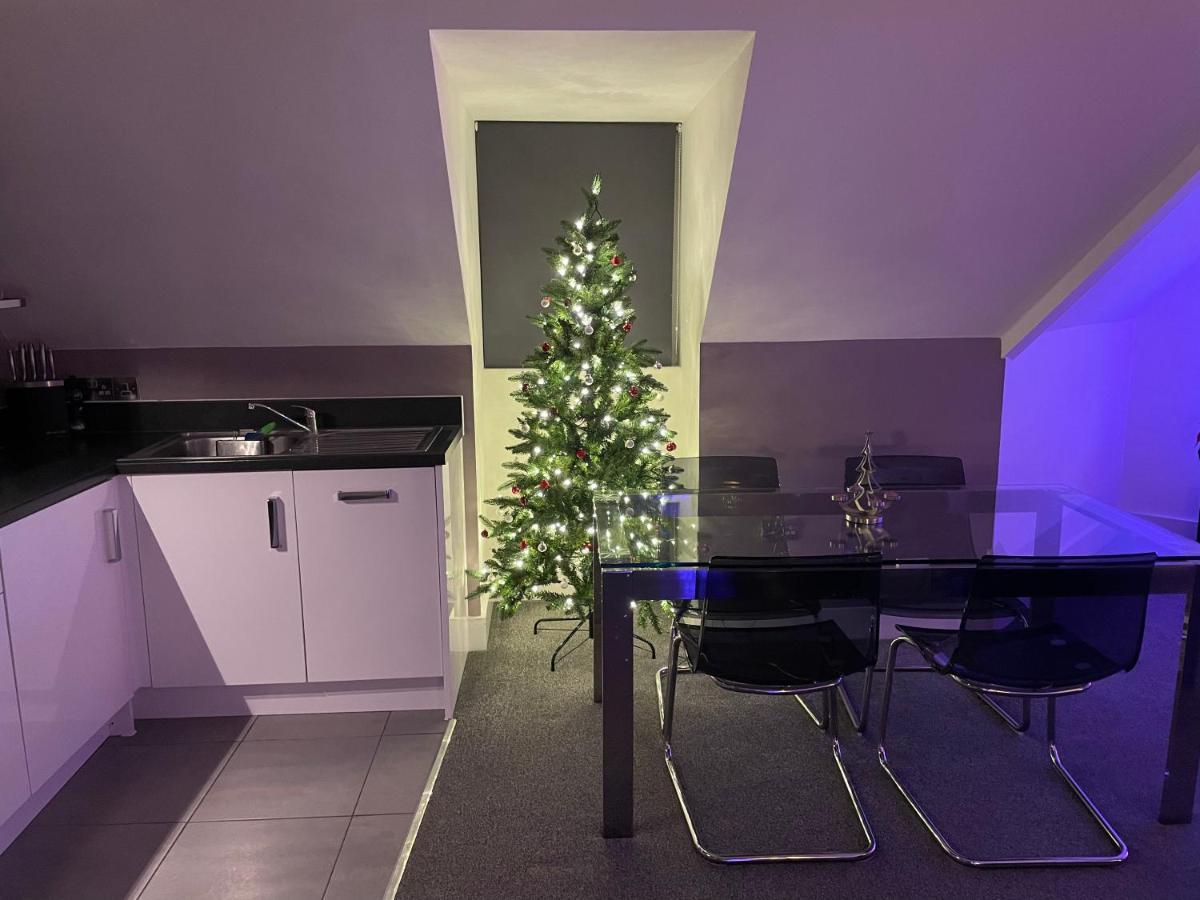 No 7 Woods View Bornemouth