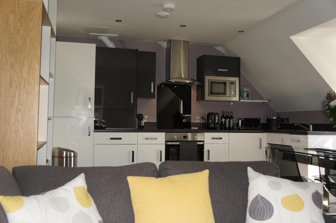 Apartment No 7 Woods View